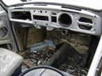 LEB Registration CSX 566S, Denuded interior